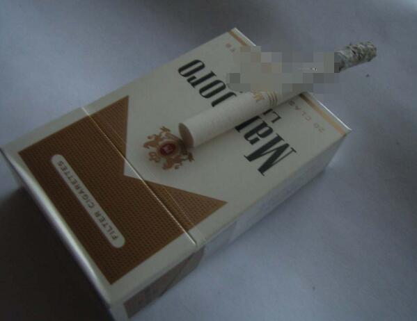 爱喜爆珠香烟黄冰